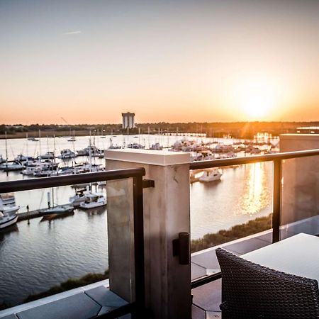 Hilton Garden Inn Charleston Waterfront/Downtown Eksteriør billede