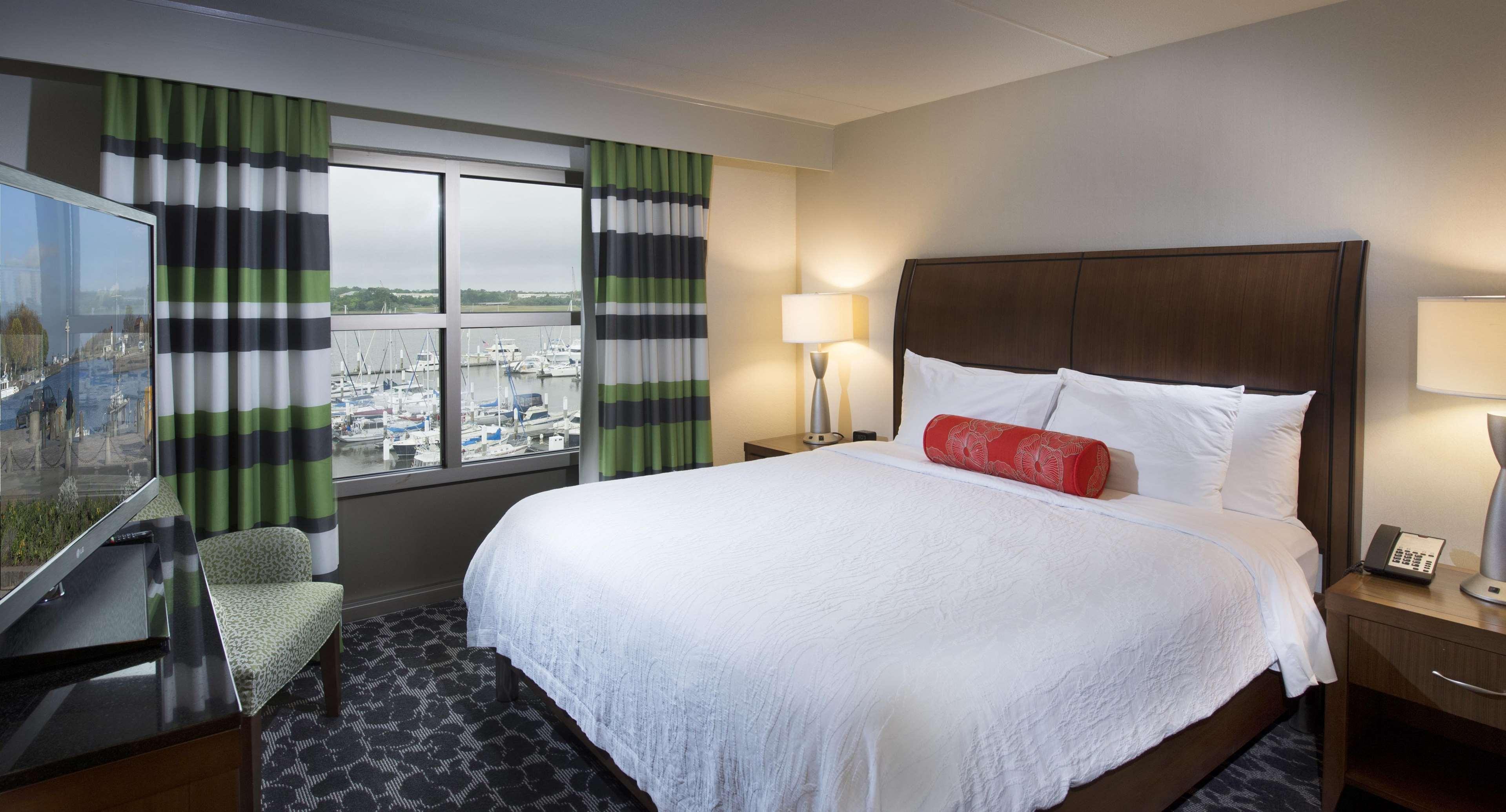 Hilton Garden Inn Charleston Waterfront/Downtown Eksteriør billede