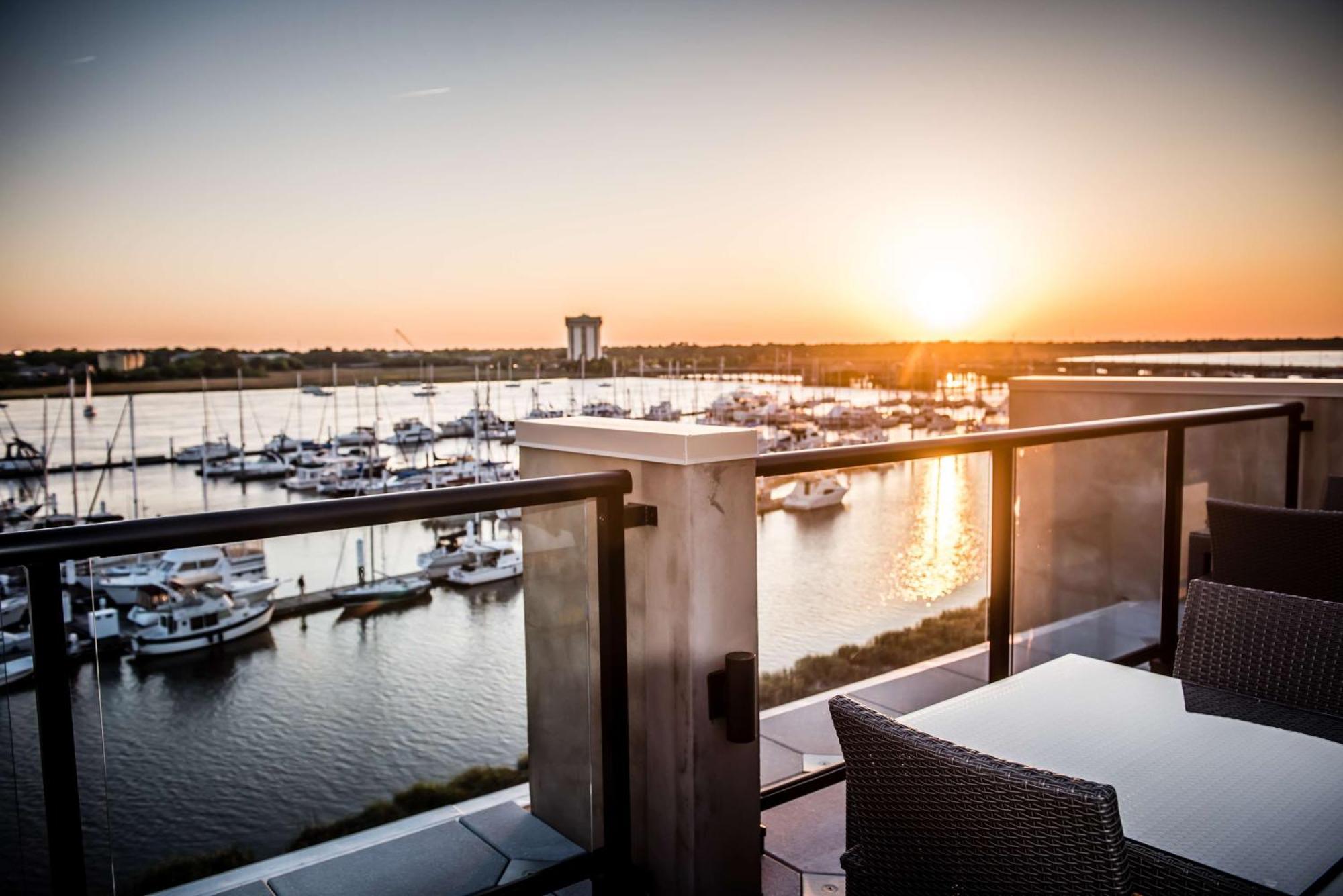 Hilton Garden Inn Charleston Waterfront/Downtown Eksteriør billede